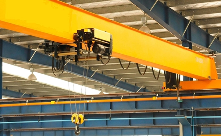 monorriel gruas Ecuador